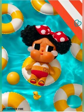 Pop Mart CryBaby Vacation Mode- My Summer Vibe (And Greeting Card)